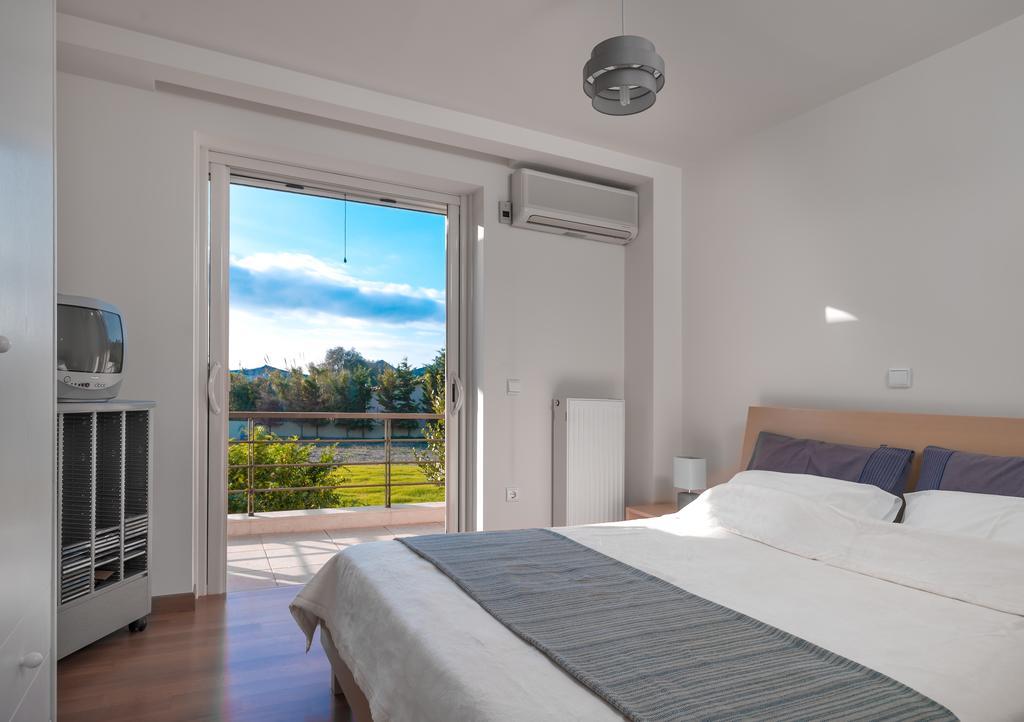 Legrena Beach Villa Sunion Exteriör bild